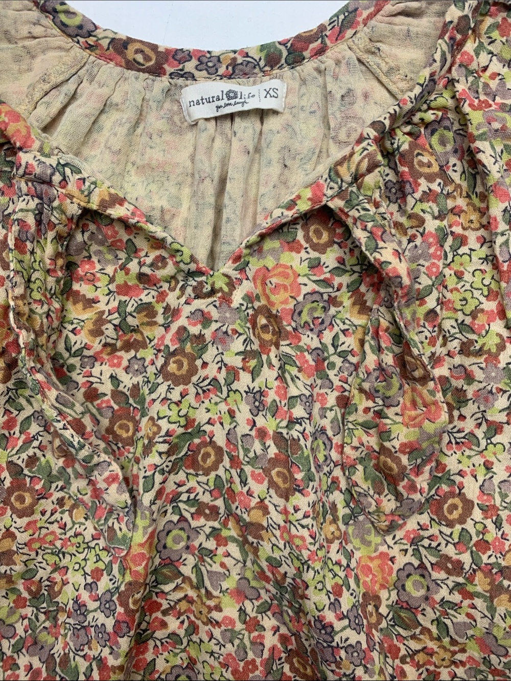 Natural Life size XS Floral Ruffle tie Neck Women's Top Multicolor boho flower - Picture 5 of 9